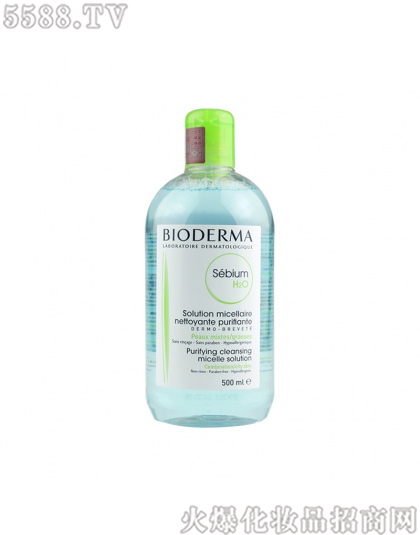 ���Ϻ�ӯ�M(j��n)�����Q(m��o)�����޹�˾��ؐ�¬�ж�yˮ�{(l��n)ƿ�m��ƫ���Լ��w500ml