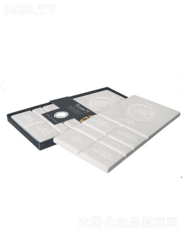 ������(�Ϻ�)Ʒ�ƹ����ɷ����޹�˾���Ϻ������� ��?sh��)۠��������ʯ�?��̫�(y��ng)��ϵ�У������H������