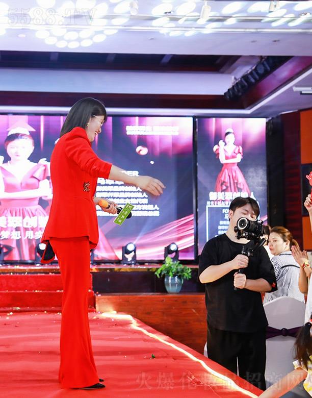 �������t(y��)ˎ����Ƽ�(�K��)���޹�˾��������ȫ��(gu��)���I(y��)�x�ܴ��(hu��)�F(xi��n)��(ch��ng)����(d��ng)