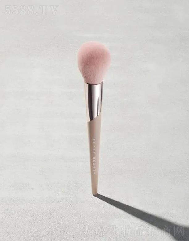 ·����܎��ˮ���yƷ(�Ϻ�)���޹�˾��Fenty Beauty���y�۷�ˢ170 ��ܛ�������w�Sˢë�o(w��)�p�N��