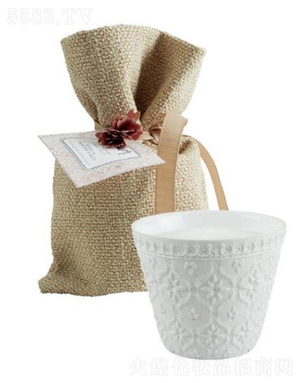 ������(�Ϻ�)Ʒ�ƹ����ɷ����޹�˾���Ϻ������� ��?sh��)۠���ؐ���f�@���Ϟ�T170g-����o��������