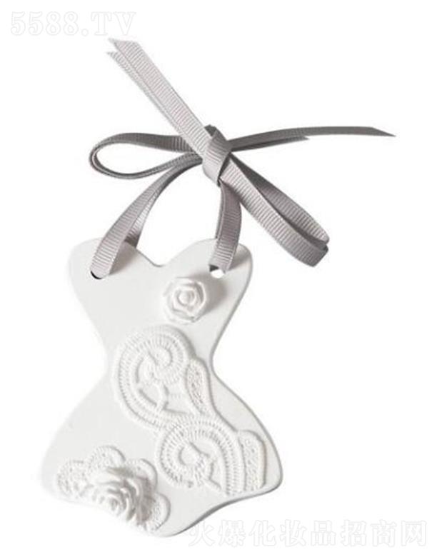 ������(�Ϻ�)Ʒ�ƹ����ɷ����޹�˾���Ϻ������� ��?sh��)۠���õ���w�w�����ʯ��-��̖