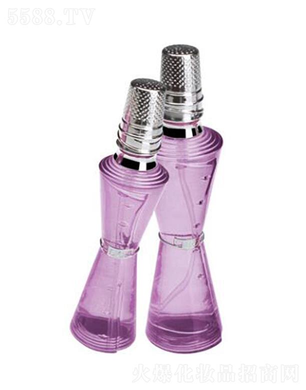 �Ռ��мΌ����û������޹�˾����˹������Ů��ˮ