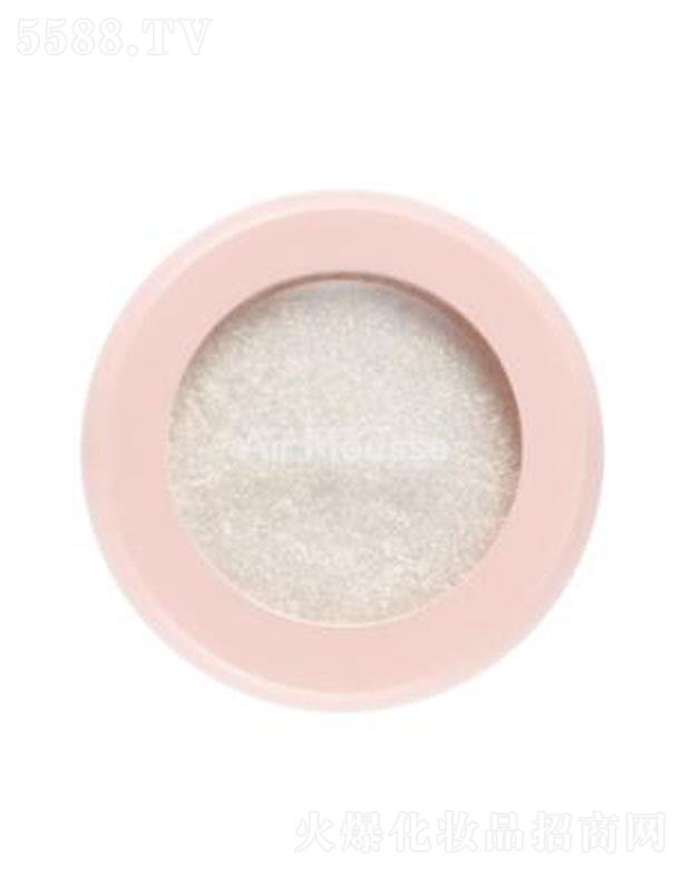 ����֮�ݿ՚��Ľ˹��Ӱ BE102����¶ˮ 1.7g�����Ử��ճā