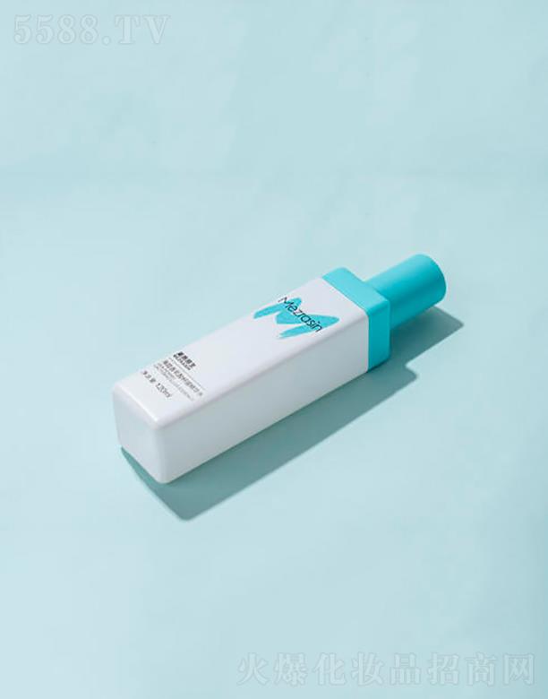 ���|(zh��)ԭ������������U�����Aˮ  ��(x��)ë�� 120ml