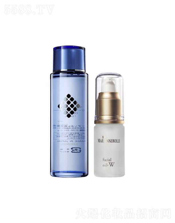 ���������RС������ˮ���䝙(r��n)�w��