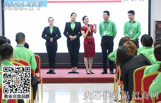 看我們學(xué)的多認真 看我們學(xué)的多認真