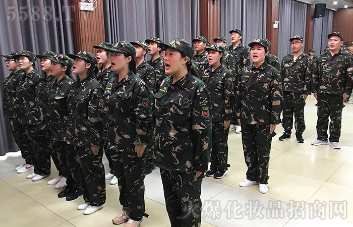 團結一心,其利斷金 團結一心,其利斷金