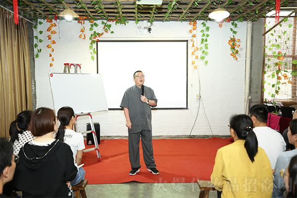 �ʵ��Ͼ�ɽ����������½�(j��ng)��