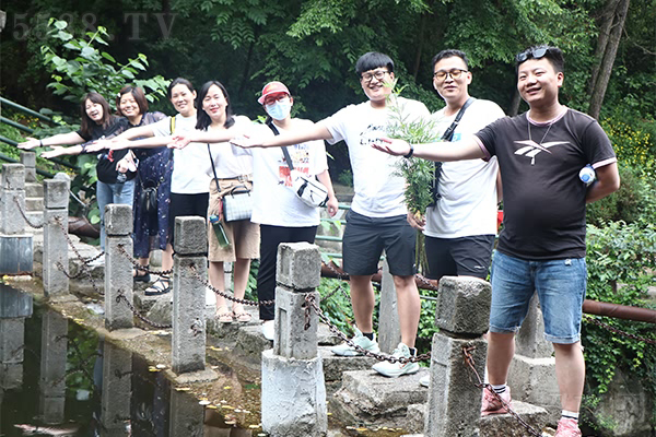 2021���������Ͼ�ɽ�����b����g