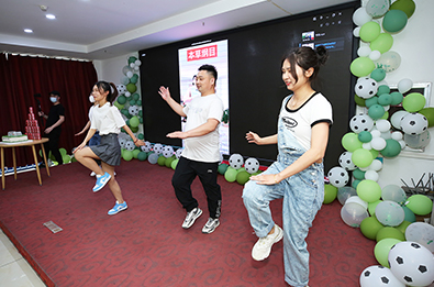 �Ϸֿ옷(l��)���𱬾W(w��ng)���Օ�(hu��)