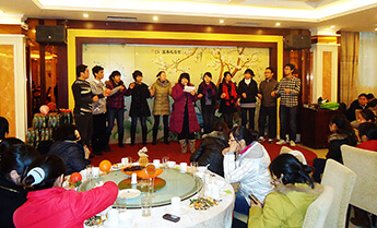 �¾��𱬾W(w��ng)����18����