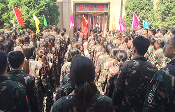 �I�����ǈF꠵ĺ�����һ��һ�ж��Ǳ��ʣ�