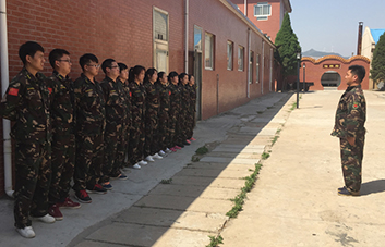 ����������һ���x���㶼Ҫ�ٷְوԳ���