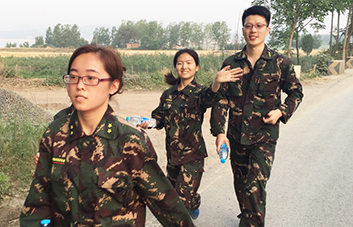 ��������ȥ�ߣ�һ��һ���_ӡȥ����