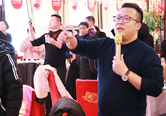 �𱬾W(w��ng)ȫ�w�T���R��һ�ù���ʢ����